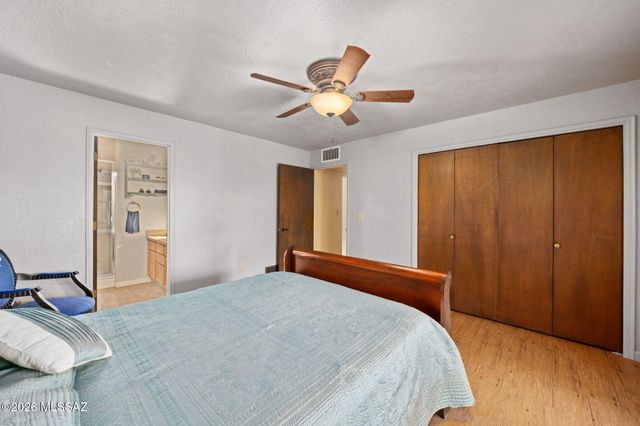 8802 E Buckboard Road, Tucson, AZ 85749