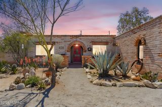 8802 E Buckboard Road, Tucson, AZ 85749