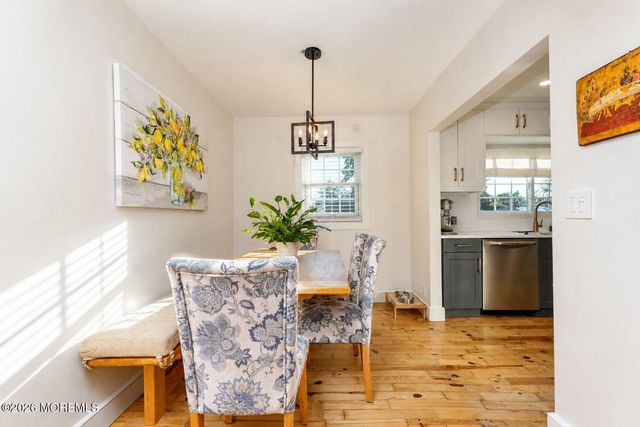 17 Fisher Avenue, Middlesex, NJ 08846