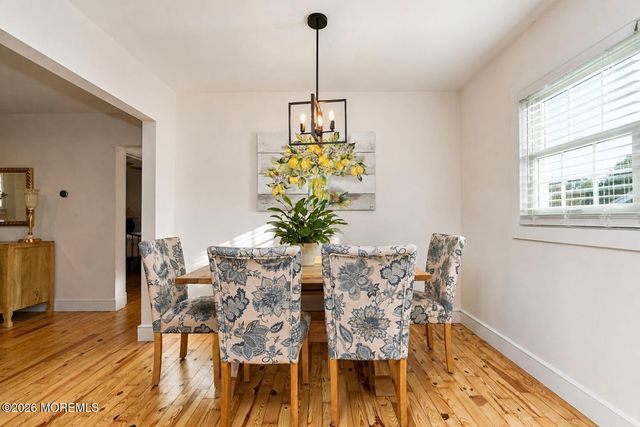 17 Fisher Avenue, Middlesex, NJ 08846