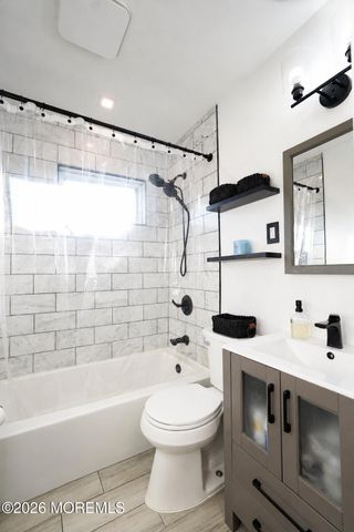 17 Fisher Avenue, Middlesex, NJ 08846