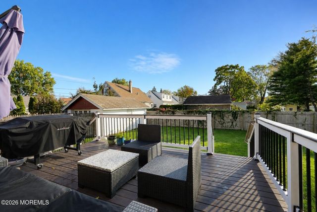 17 Fisher Avenue, Middlesex, NJ 08846
