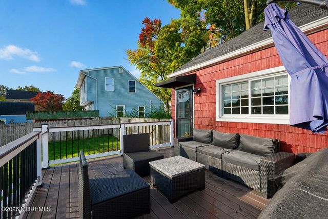 17 Fisher Avenue, Middlesex, NJ 08846