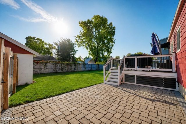 17 Fisher Avenue, Middlesex, NJ 08846