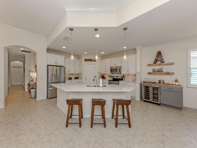 142 BELLA VISTA TERRACE 13C, Nokomis, FL 34275