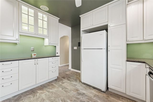 3302 Crestview Dr, N Versailles, PA 15137