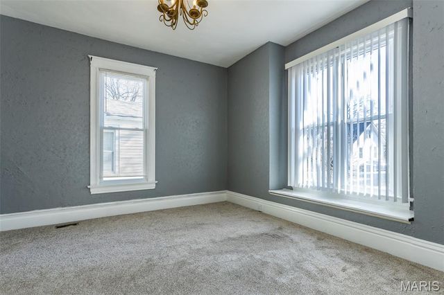 19 N 40th Street, Belleville, IL 62226