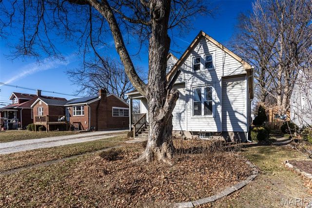 19 N 40th Street, Belleville, IL 62226
