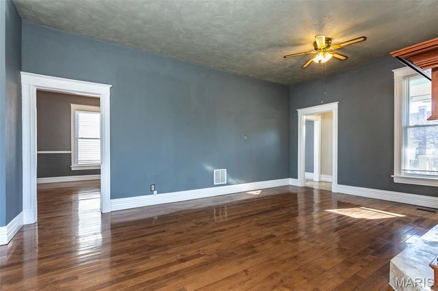 19 N 40th Street, Belleville, IL 62226