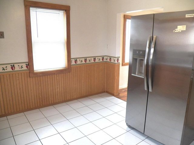 3606 Division STREET, Manitowoc, WI 54220