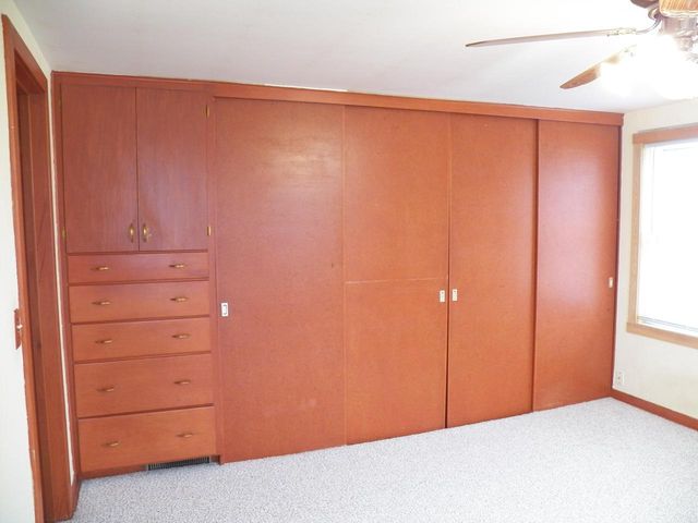 3606 Division STREET, Manitowoc, WI 54220