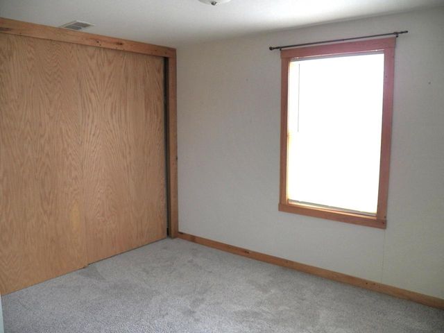 3606 Division STREET, Manitowoc, WI 54220