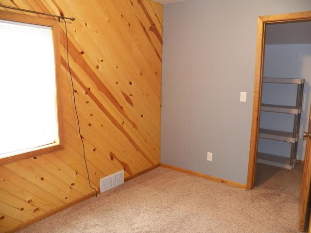 3606 Division STREET, Manitowoc, WI 54220