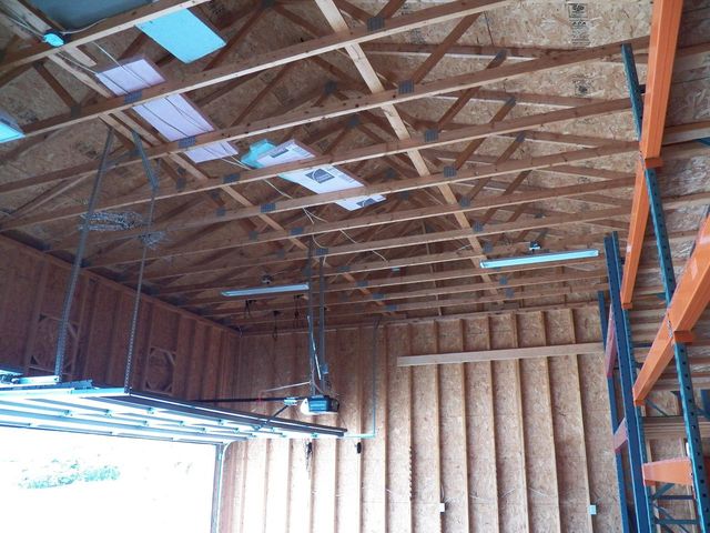 3606 Division STREET, Manitowoc, WI 54220