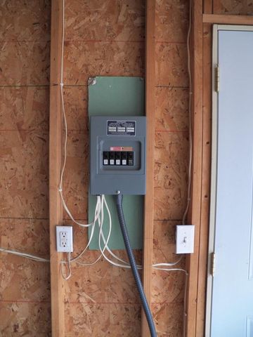 3606 Division STREET, Manitowoc, WI 54220