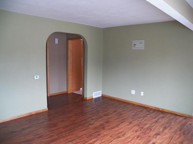 3606 Division STREET, Manitowoc, WI 54220