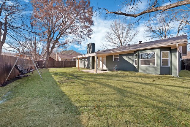 4209 Shipley Court, Benbrook, TX 76116