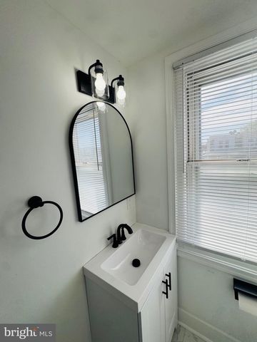 485 ROBBINS ST, Philadelphia, PA 19111