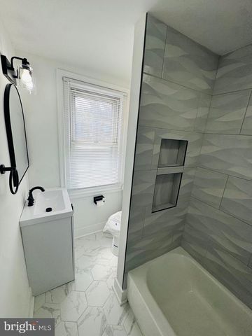 485 ROBBINS ST, Philadelphia, PA 19111