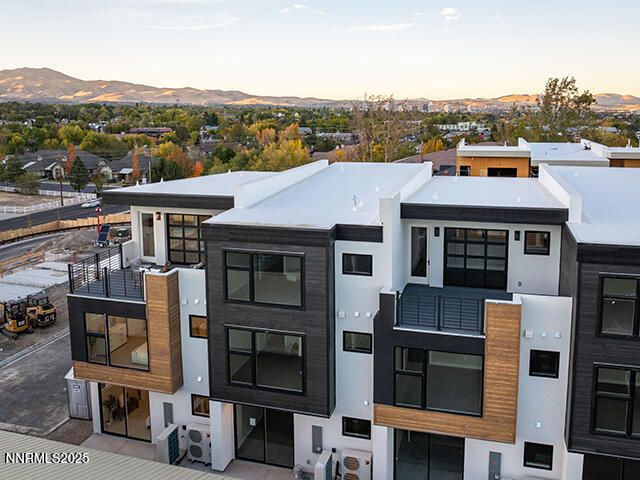 3828 Lakeside Drive 15, Reno, NV 89509