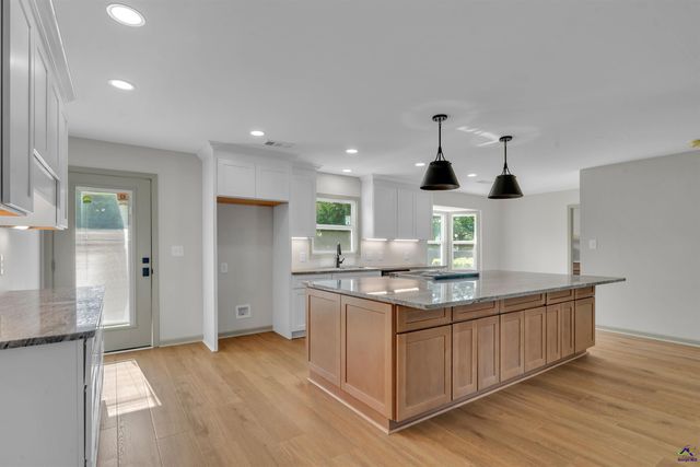 1108 Kenwood Drive, Perry, GA 31069