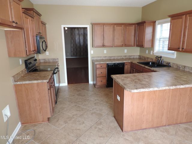 5784 E Bedford Loop, Southaven, MS 38672