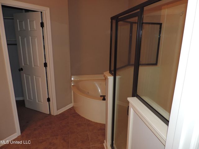 5784 E Bedford Loop, Southaven, MS 38672