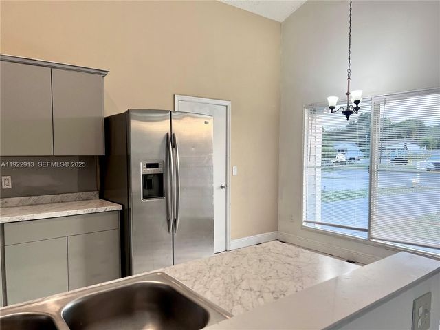 1701 SW 83rd Ter, Miramar, FL 33025