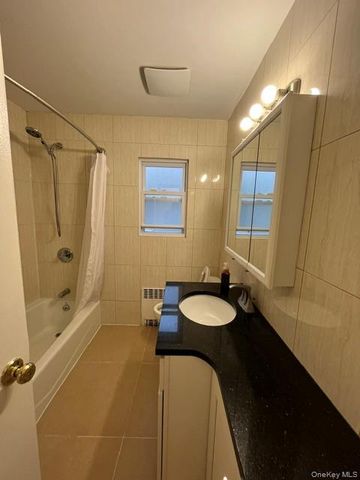 157-43 20th Avenue 1Fl, Whitestone, NY 11357