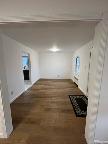 157-43 20th Avenue 1Fl, Whitestone, NY 11357