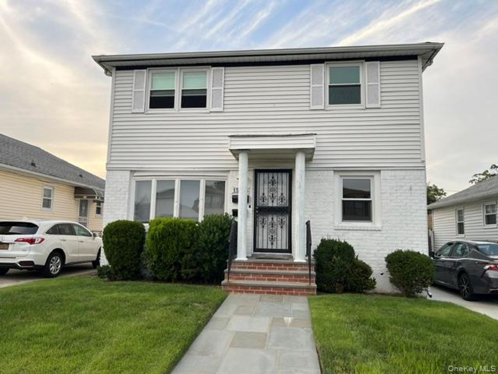 157-43 20th Avenue 1Fl, Whitestone, NY 11357