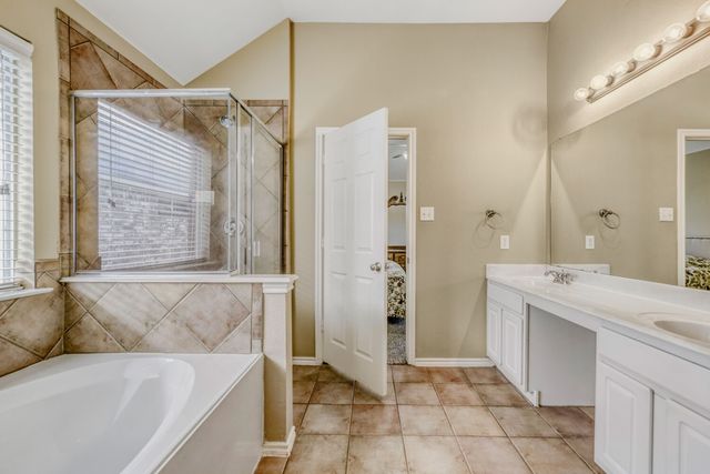 9909 Lamberton Terrace, Fort Worth, TX 76244