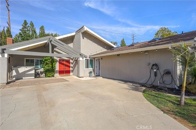 725 San Ramon, Fullerton, CA 92835
