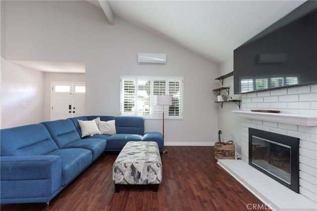 725 San Ramon, Fullerton, CA 92835