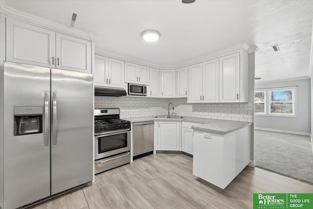 3109 Surfwood Drive, Carter Lake, IA 51510