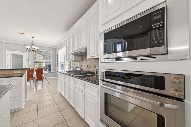 5911 Canyon Brook Court, Sugar Land, TX 77479