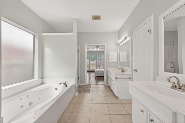 5911 Canyon Brook Court, Sugar Land, TX 77479