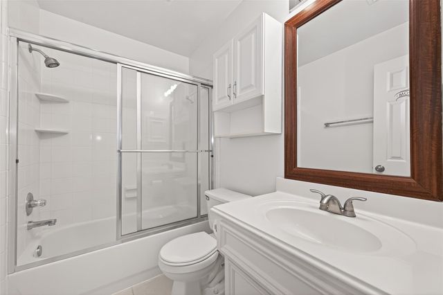 5911 Canyon Brook Court, Sugar Land, TX 77479