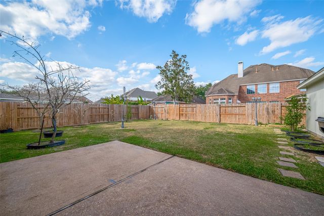 5911 Canyon Brook Court, Sugar Land, TX 77479