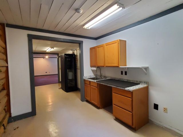 25 Hathorn Drive, Enfield, NH 03748