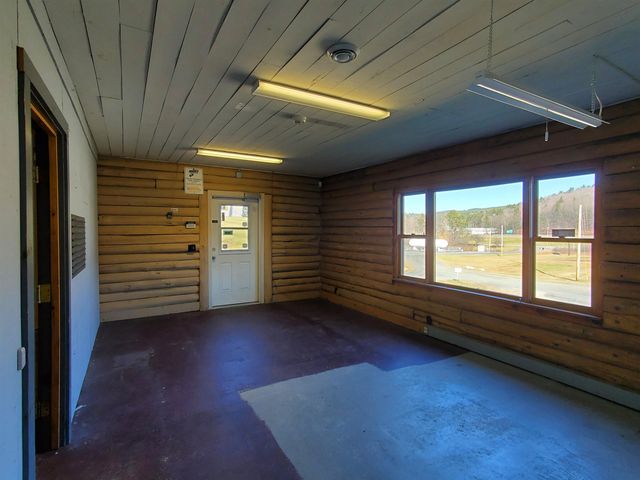25 Hathorn Drive, Enfield, NH 03748
