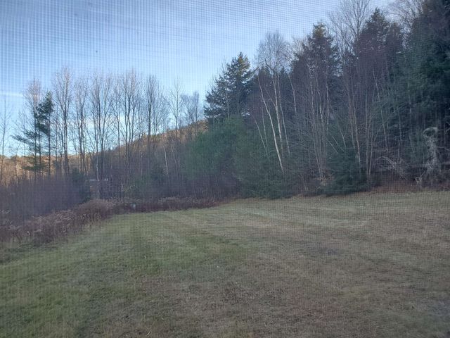25 Hathorn Drive, Enfield, NH 03748