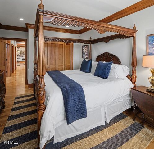 54 Three Oaks Drive, Bristol, TN 37620