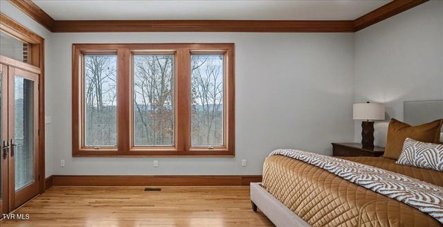 54 Three Oaks Drive, Bristol, TN 37620