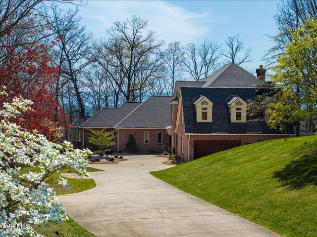 54 Three Oaks Drive, Bristol, TN 37620