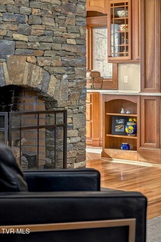 54 Three Oaks Drive, Bristol, TN 37620