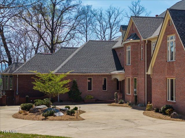 54 Three Oaks Drive, Bristol, TN 37620