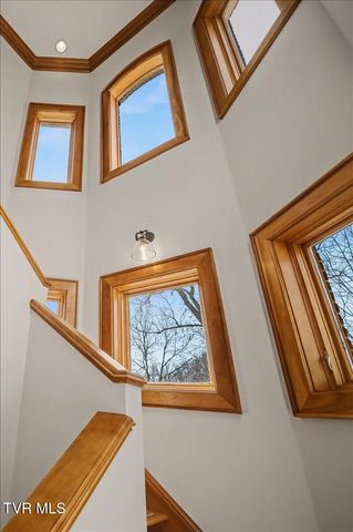 54 Three Oaks Drive, Bristol, TN 37620
