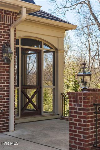 54 Three Oaks Drive, Bristol, TN 37620