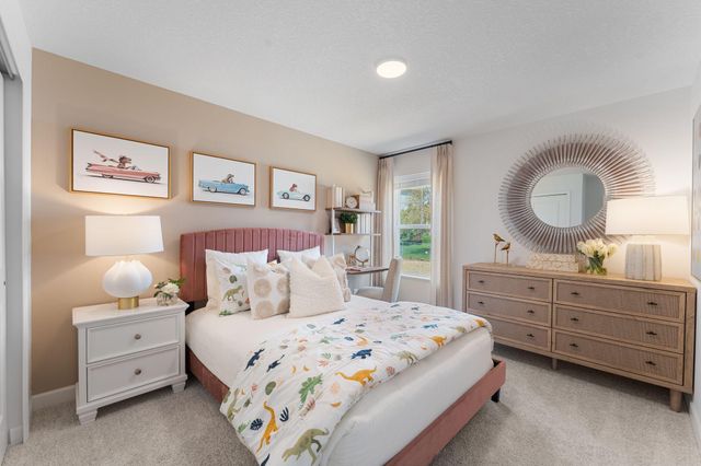 4012 Hayward Avenue N, Oakdale, MN 55025